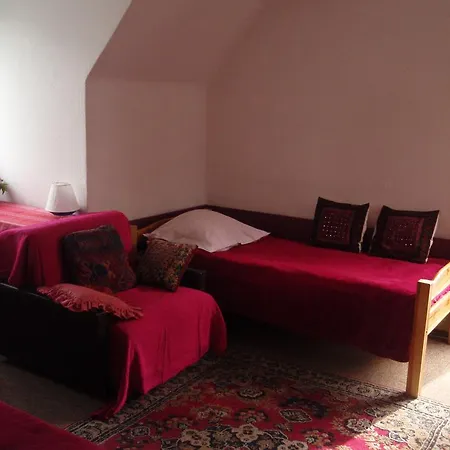 Δωμάτια σε οικογενειακή κατοικία Waclawa