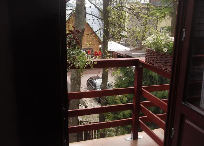 ホームステイ Waclawa ザコパネ